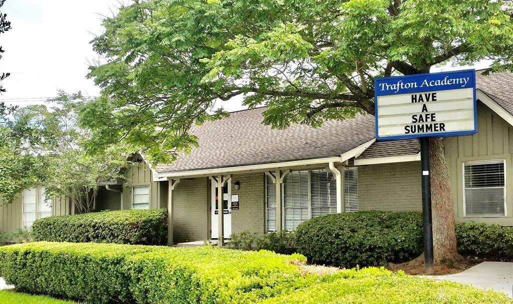 Within the community, there’s also a private school called Trafton Academy.  Well respected reputation and offers K through eighth grades.