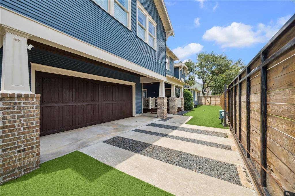 Generous in size and function, the oversized garage features soaring ceilings, abundant built-in storage, and direct access to both the home and backyard. With space for multiple vehicles and additional gear, it’s ideal for active lifestyles and everyday convenience.