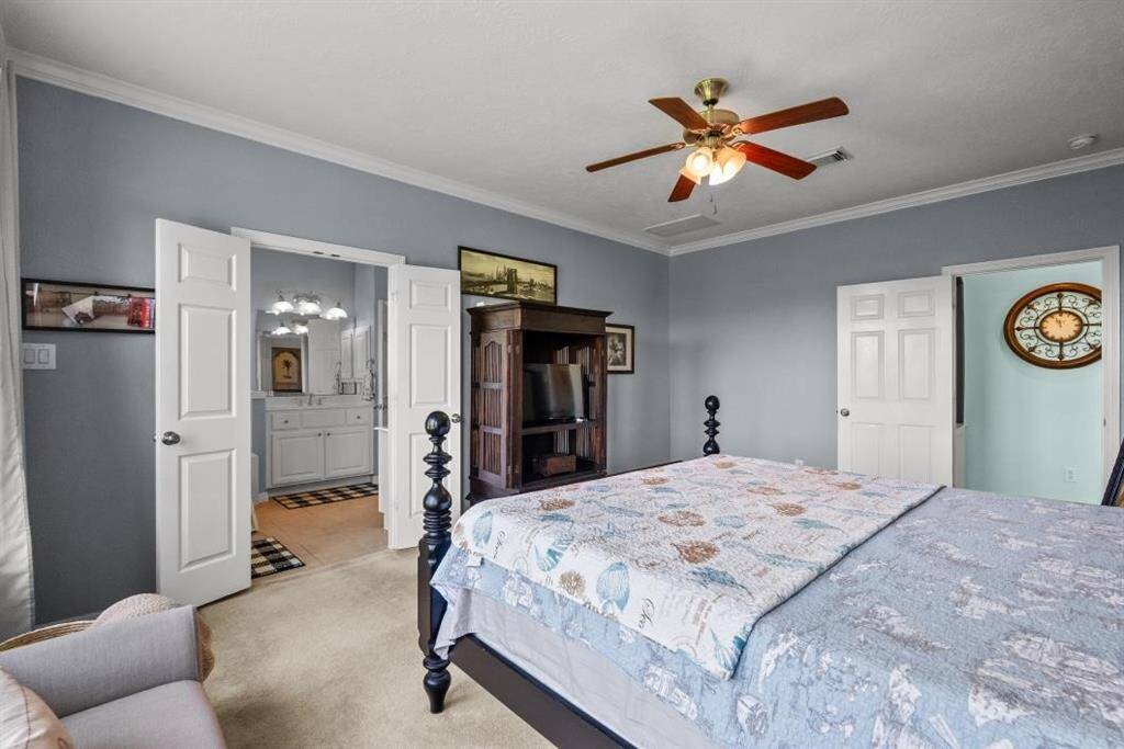 Room for a nice sitting area or reading nook