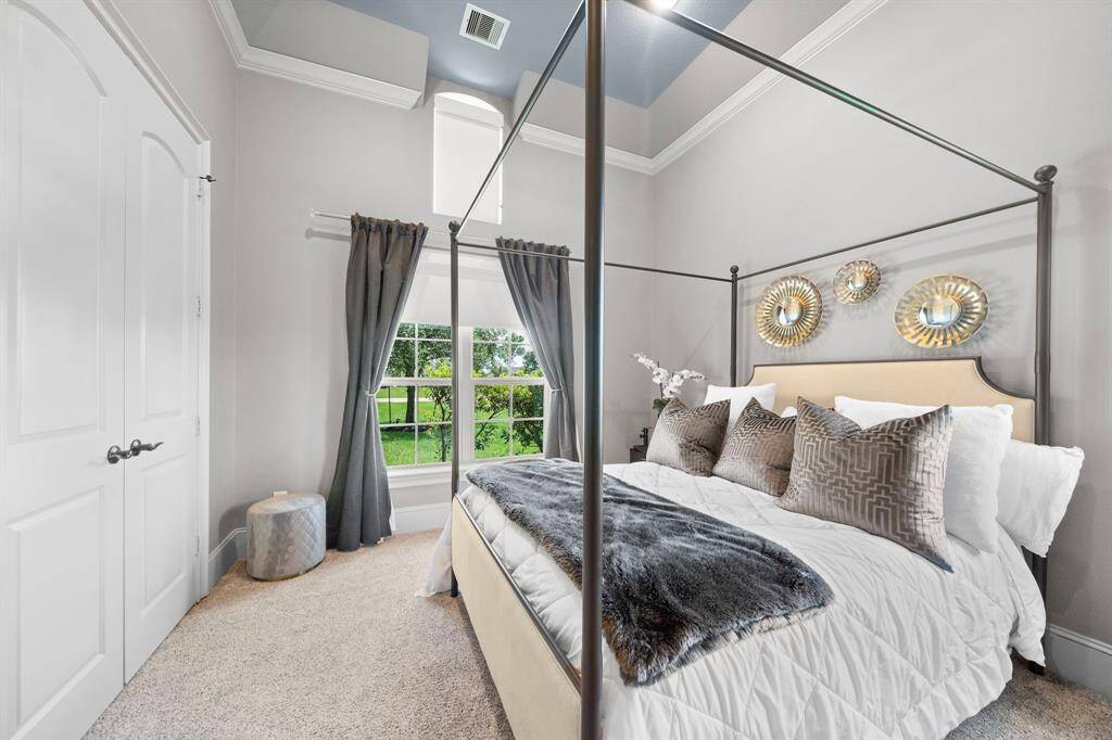 Comfortable Second Bedroom!