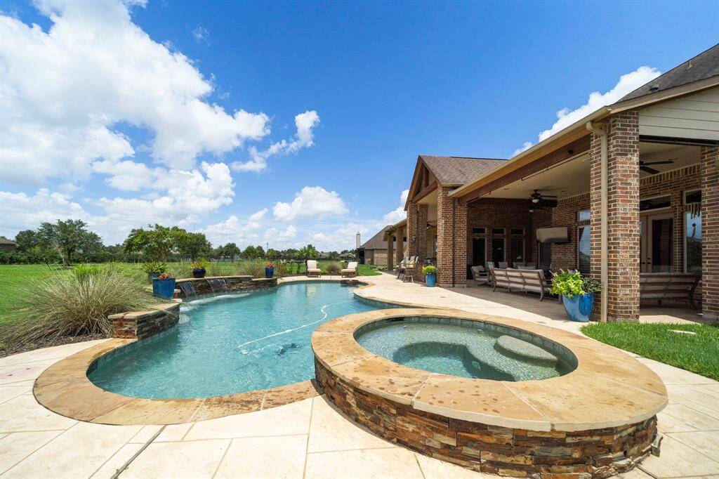 Gorgeous Pool Over looking the lush Backyard!