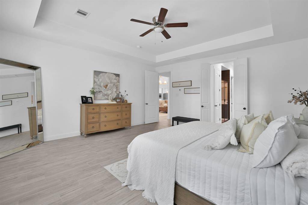 Stunning Texas-size Master Bedroom