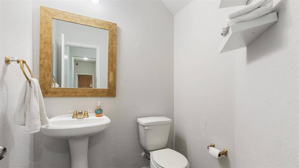 Downstairs half bath