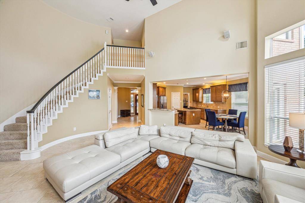 Winding staircase to the upstairs bedrooms