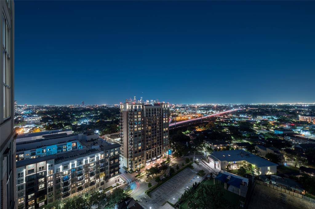 Panoramic views of the city from your penthouse.