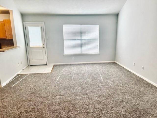 Spacious Family Room