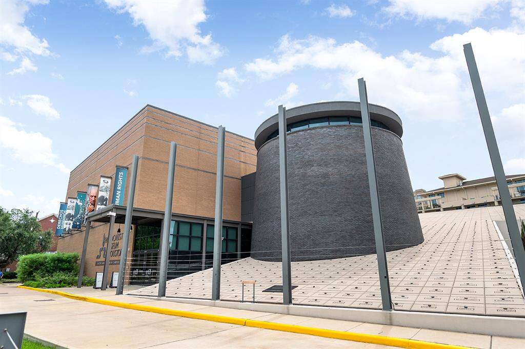 Walking Distance to the Houston Holocaust Museum