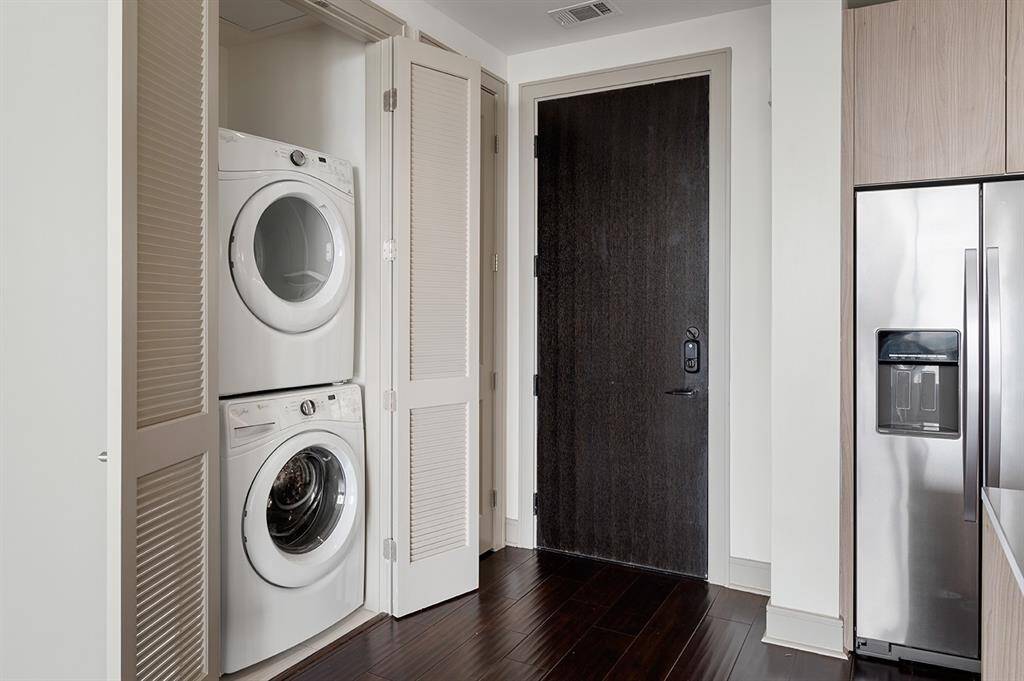 Luxury Model Unit