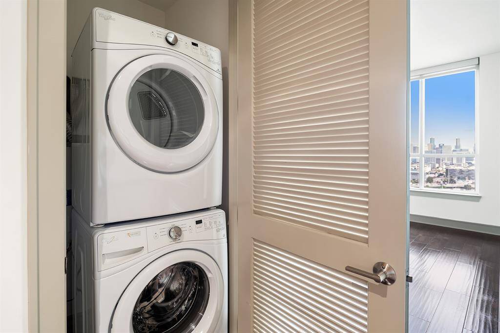 Luxury Model Unit with Stackable Washing Machine and Dryer