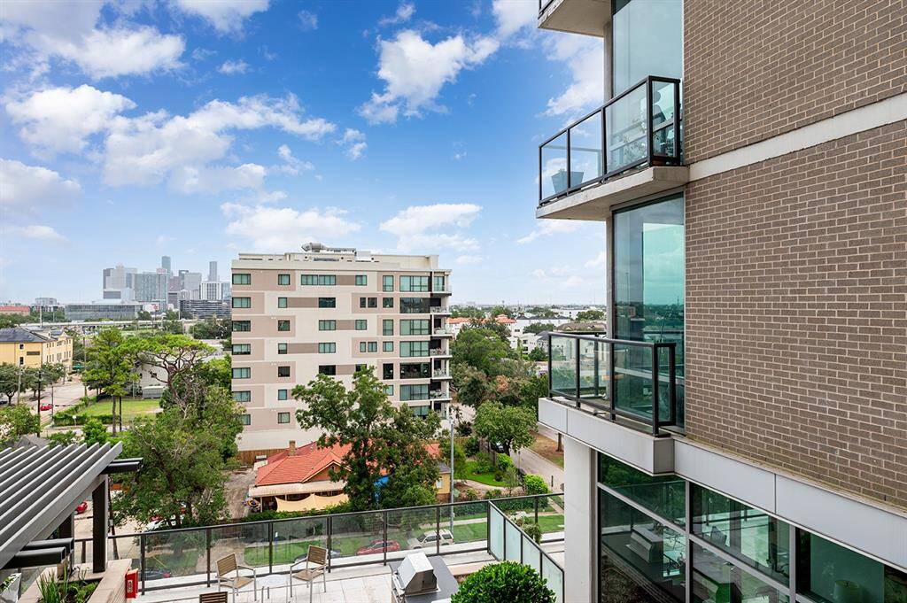Luxury Model Unit Views