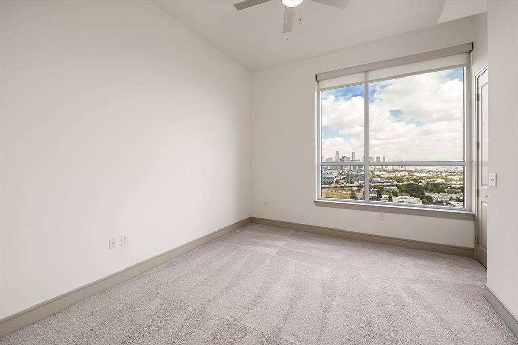 Luxury Model Unit