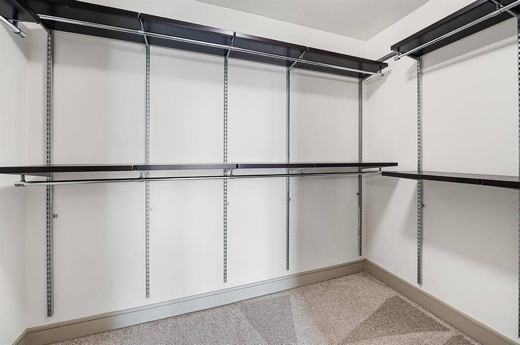 Luxury Model Unit
