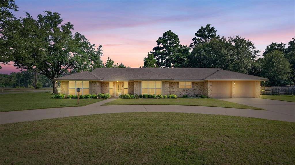 With an additional circle driveway, there is ample parking for you or any guests.