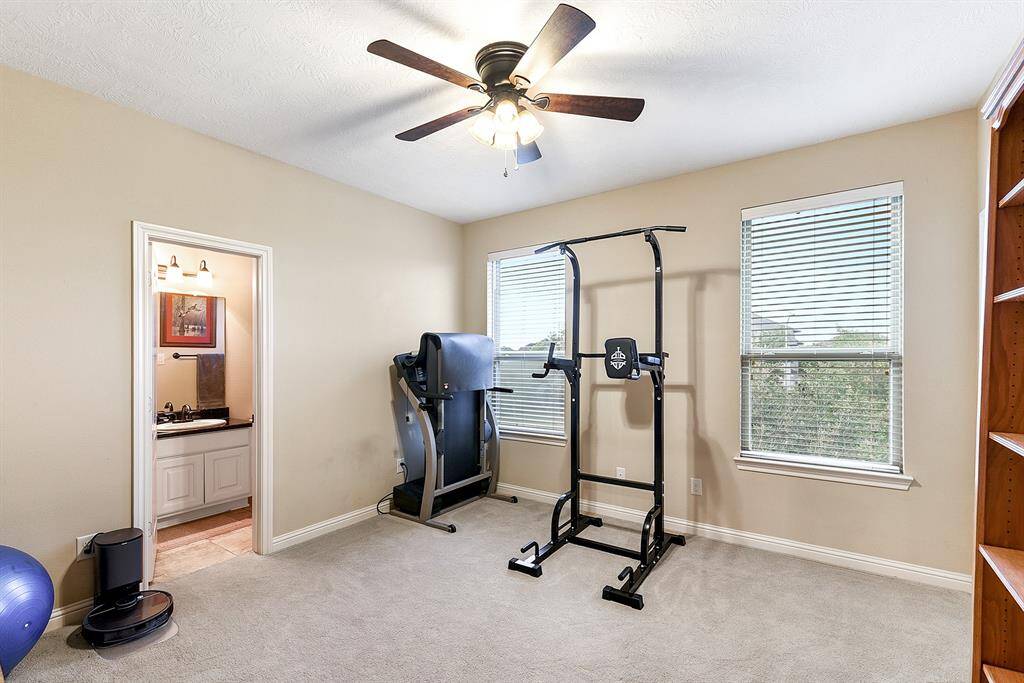 5th bedroom and bath.