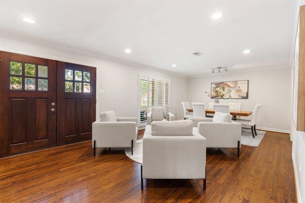 So many layout options with this floor plan!