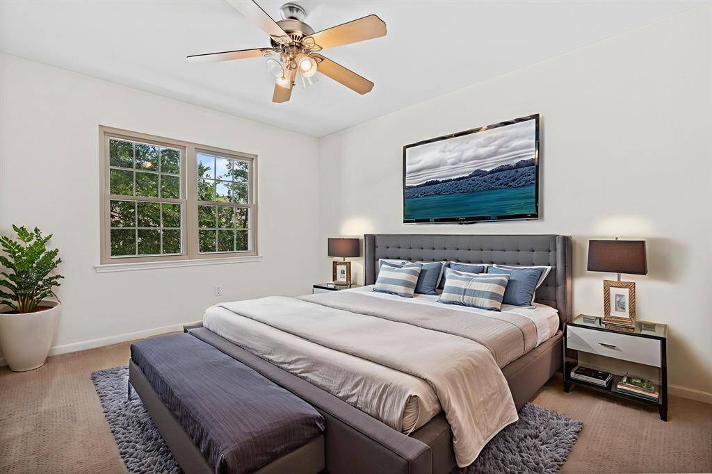 Secondary bedroom number 2. It has been virtually staged.