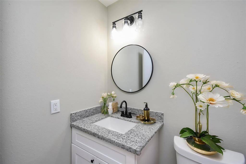 Step into this well-appointed bathroom.
