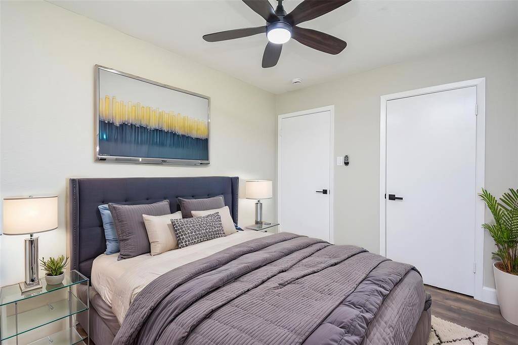 Here is the next bedroom.