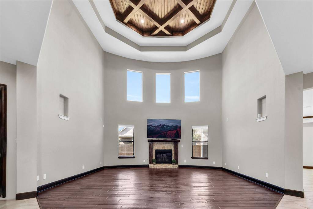 Let's Make this Spectacular Living Room Yours Today! 5912 T St., Katy, TX  77493