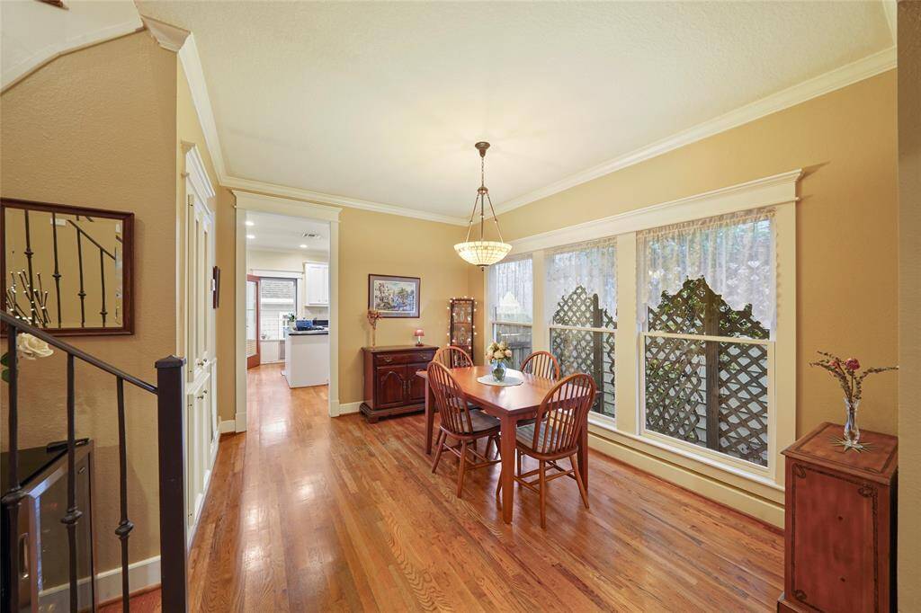 Dining Room - view 2