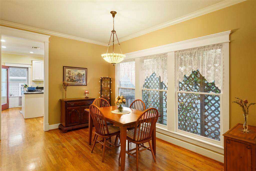 Dining Room - view 3