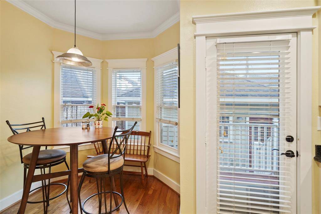 Breakfast Room