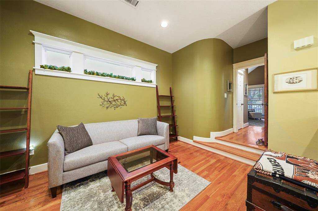 Game Room at 2nd floor landing - view 2