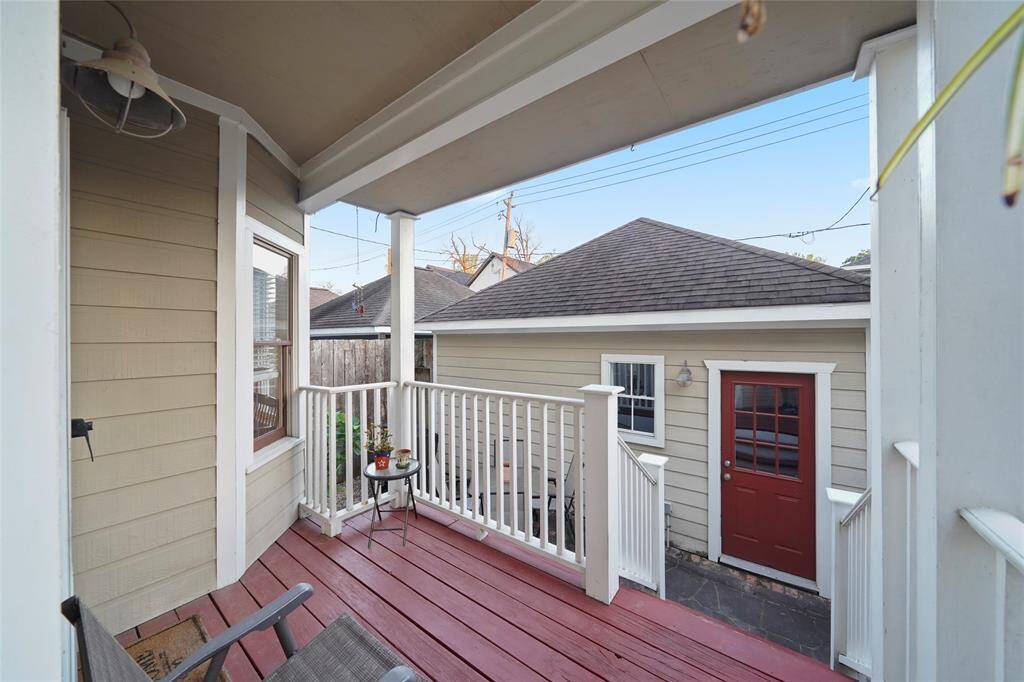 Covered Back Porch - view 2