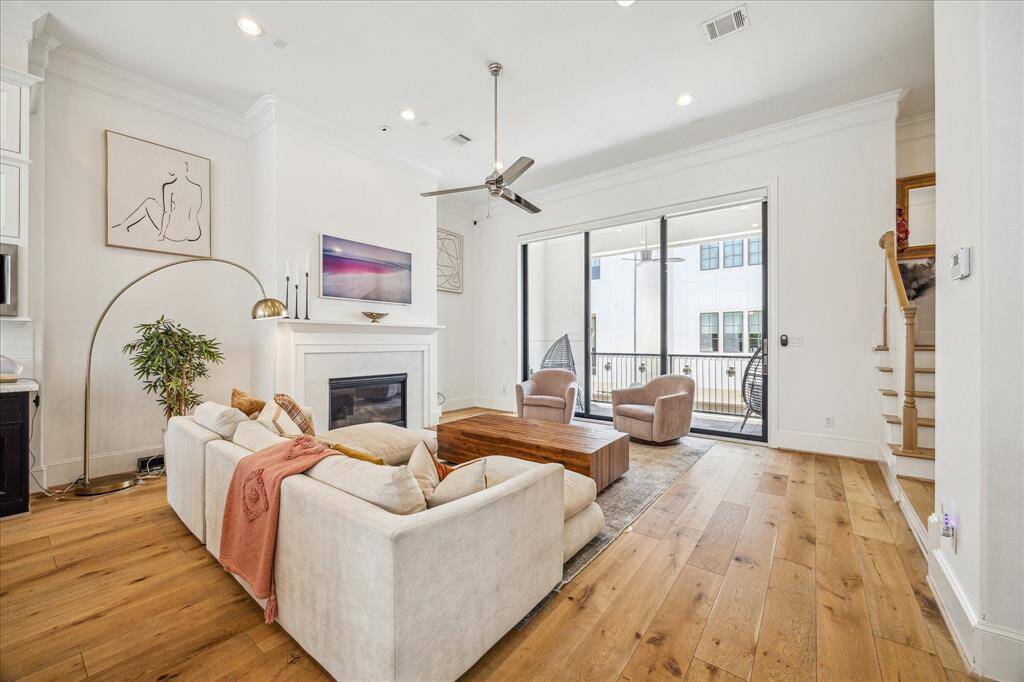 Spacious Living Room just ready to welcome you home!