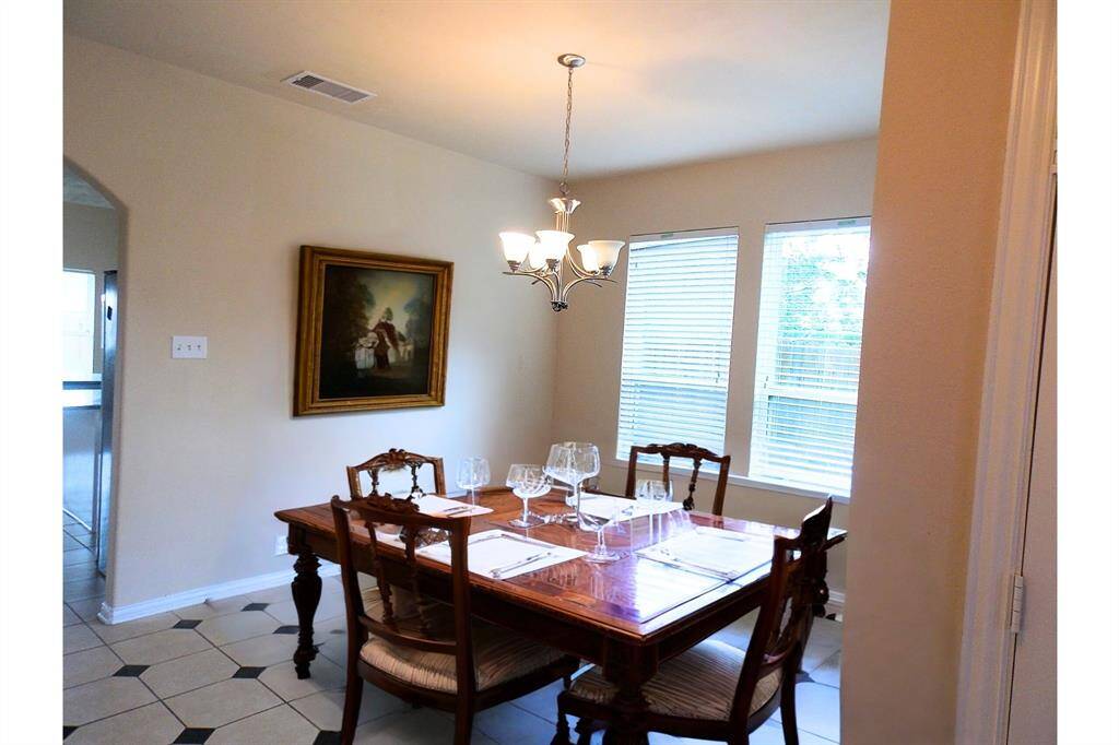 Dining room virtually staged