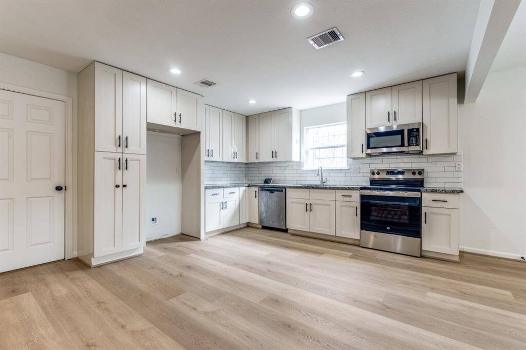 Updated Kitchen with subway tile backsplash