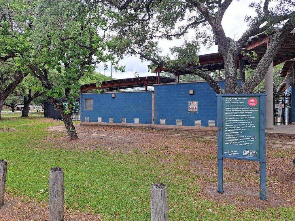 Walking Distance from George T. Nelson Park