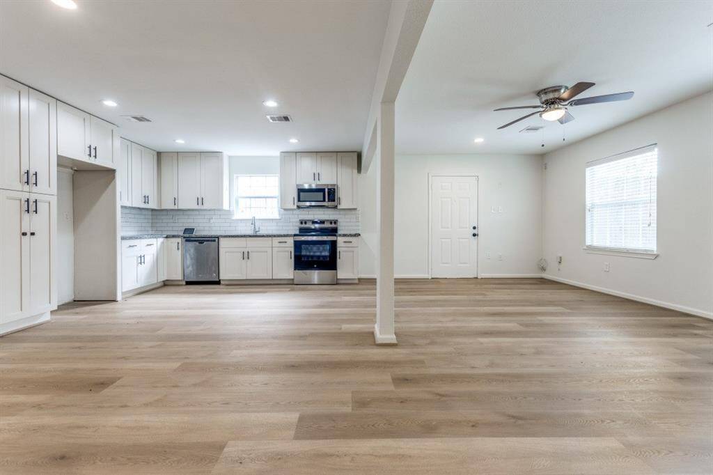 Spacious open concept Living Room and Kitchen