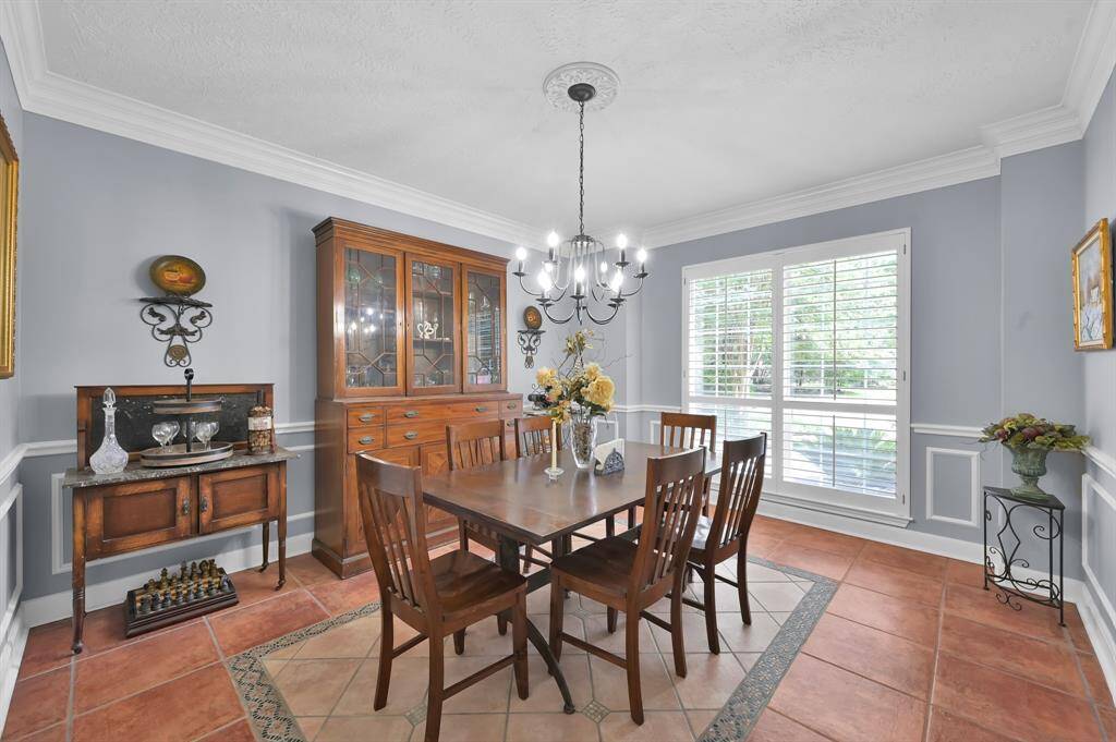 Formal dining room
