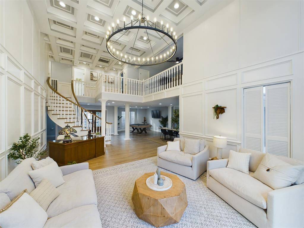 Gorgeous Detail Molding Throughout the Home
