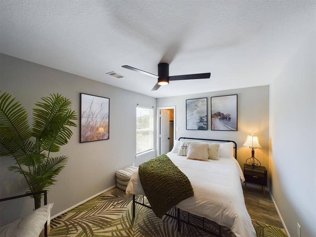 2nd Upstairs Bedroom