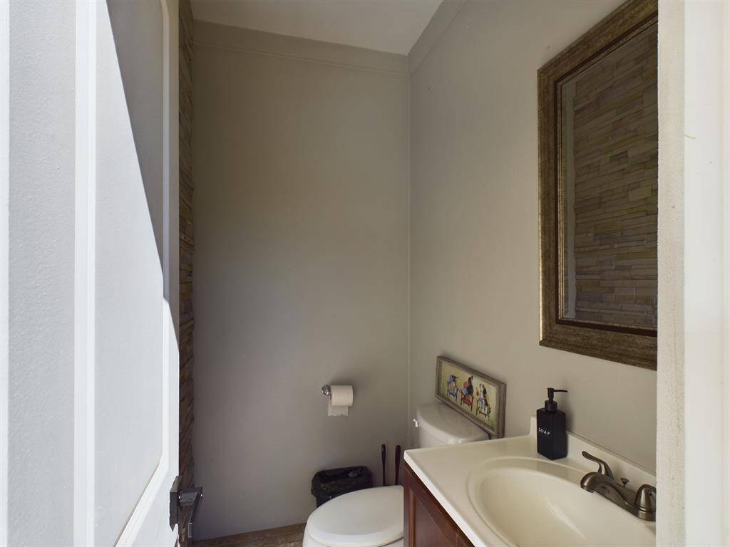 Half Bath on Exterior for Pool Guests