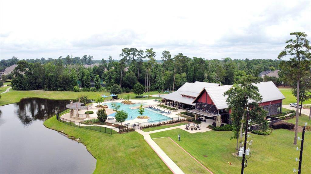 Beautiful Northgrove pool.