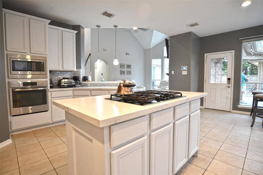 Island Kitchen