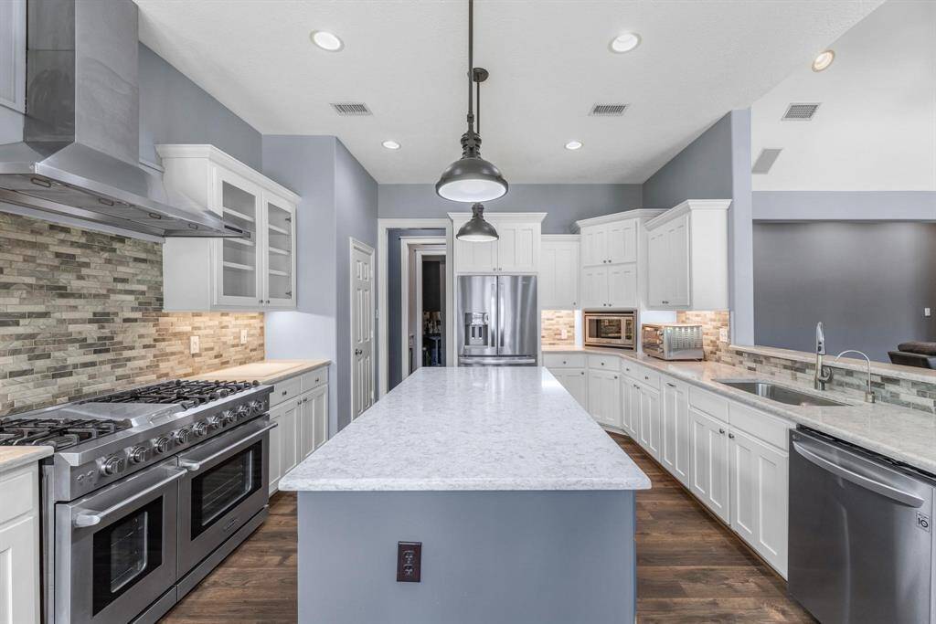 Island Kitchen