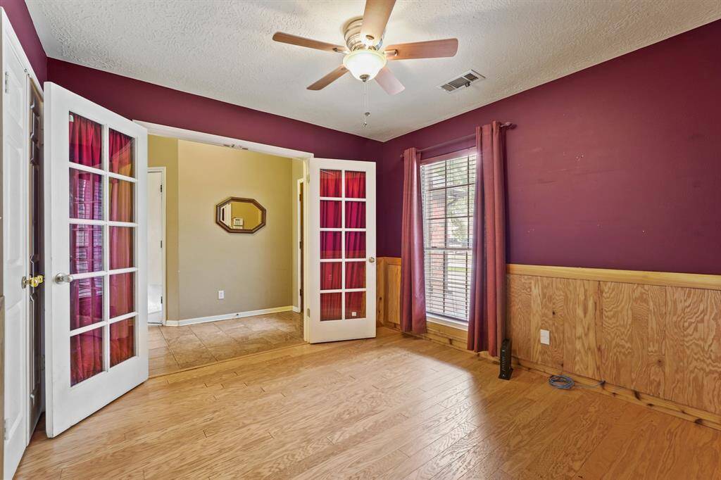 Entry into Dining