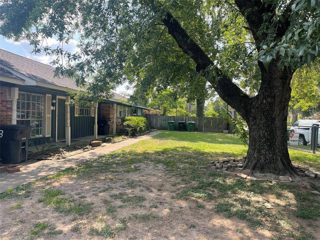 side front yard