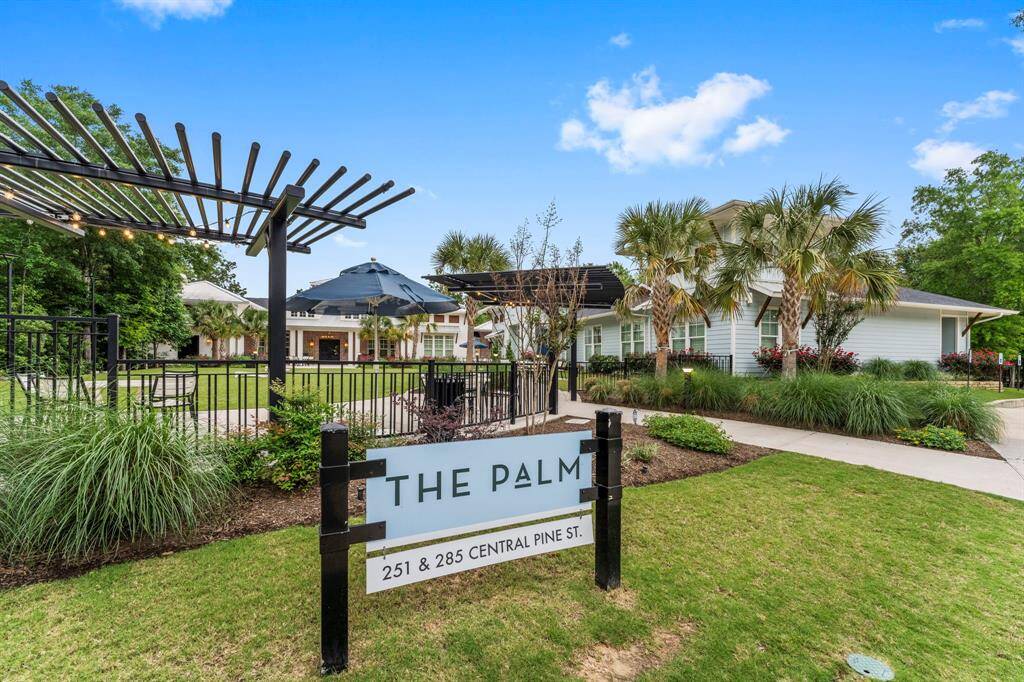 Woodforest offers one-of-kind, resort style amenities. The Palm venue is available exclusively for Woodforest Homeowners!