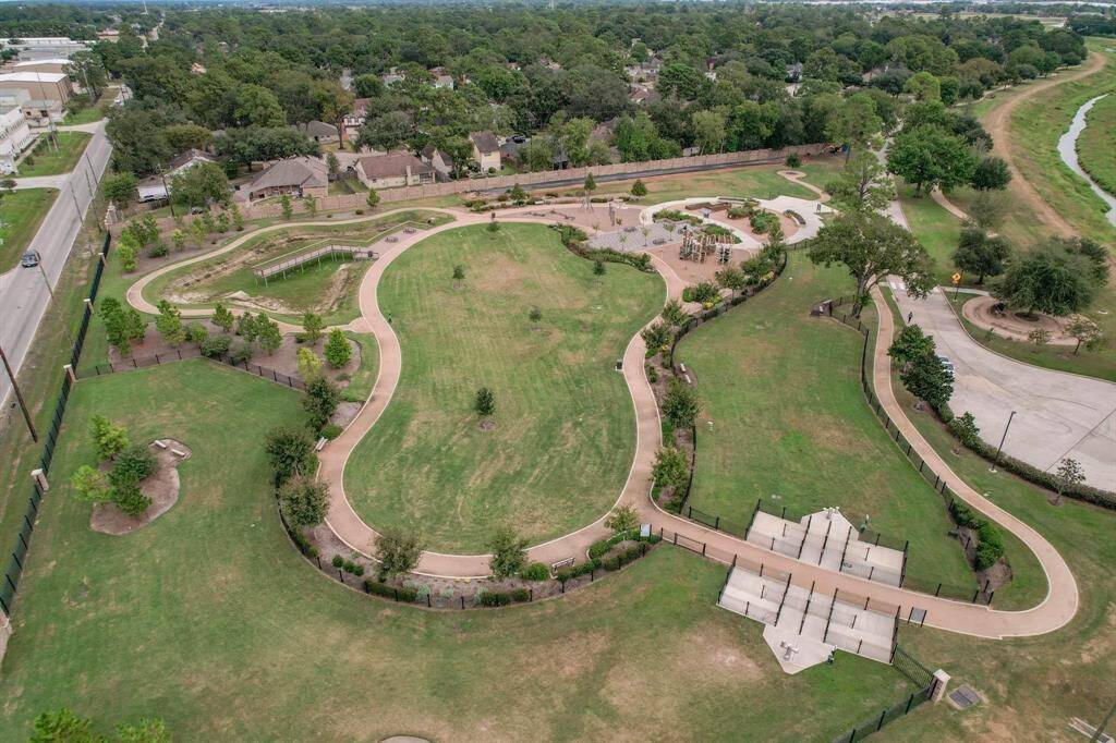 HOA amenities include: Community Garden, Dog Park, Miles of Walking/Jogging Trails, Pool, Basketball courts, Tennis and 2 Playgrounds.