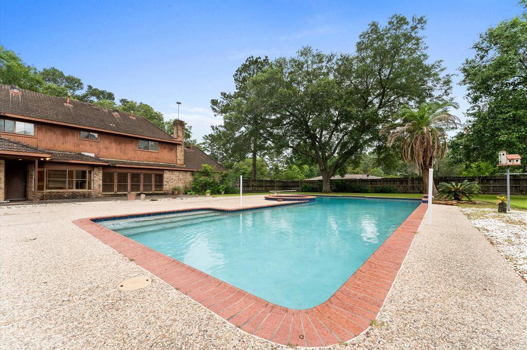 52 ft long salt water pool!