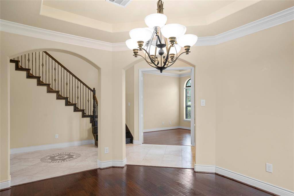Plenty of room for all your family holiday meals in this spacious dining room.