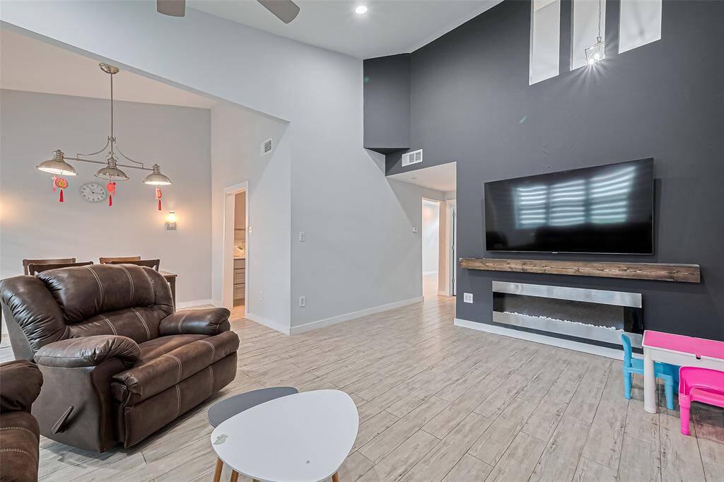 Current Picture of Living Room