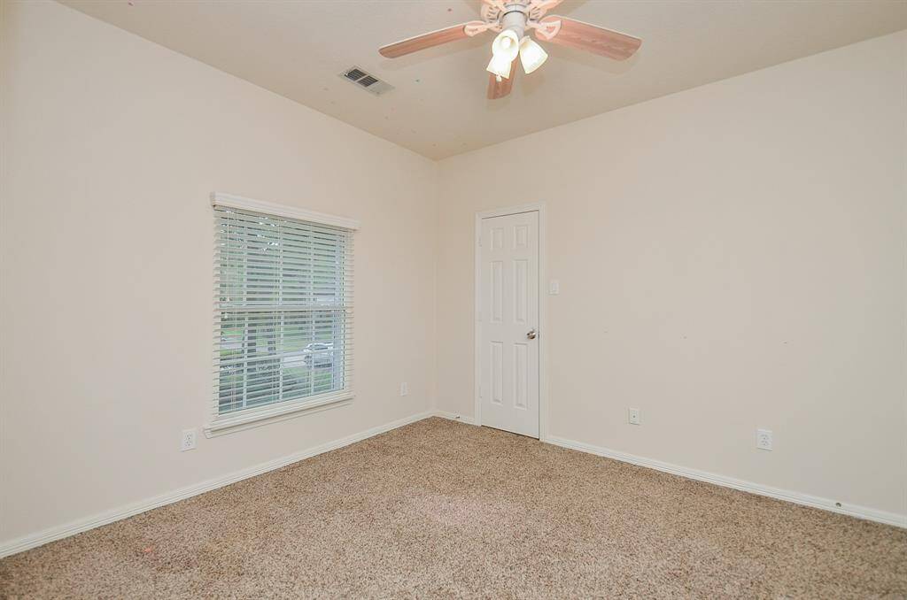 Secondary bathroom