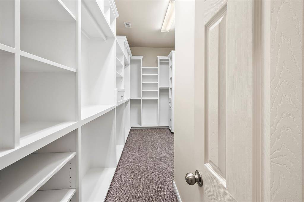 Custom Closet