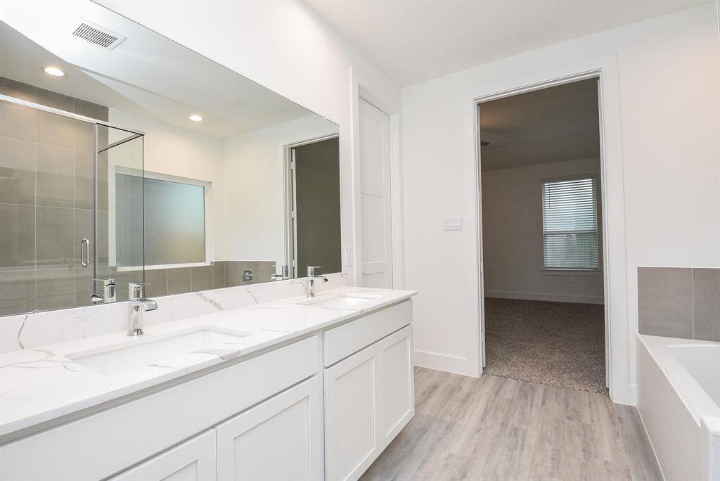 Dual Vanities, Stylish Countertops